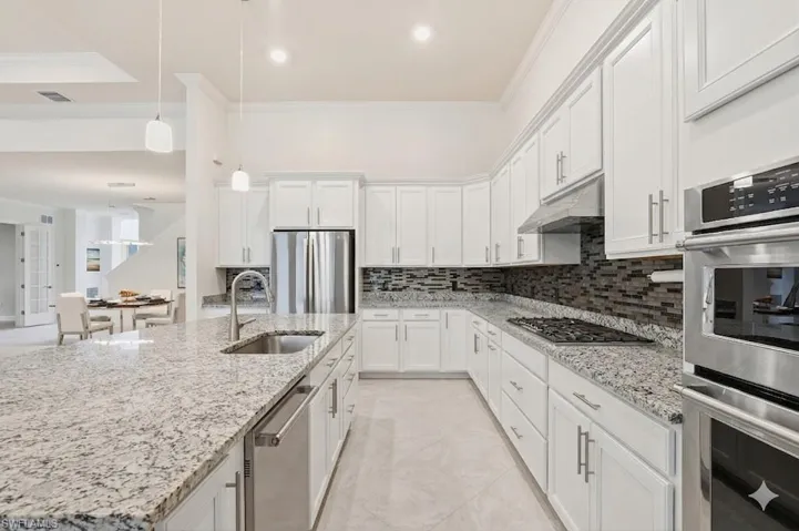 14225 Moonlit Way, Estero, Florida 33928