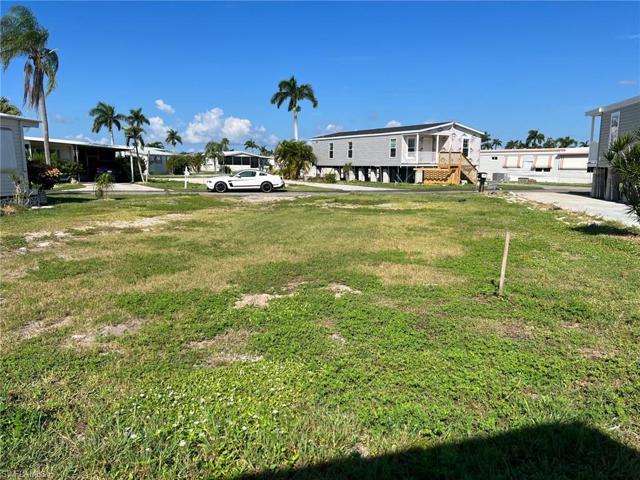 Rear right of lot