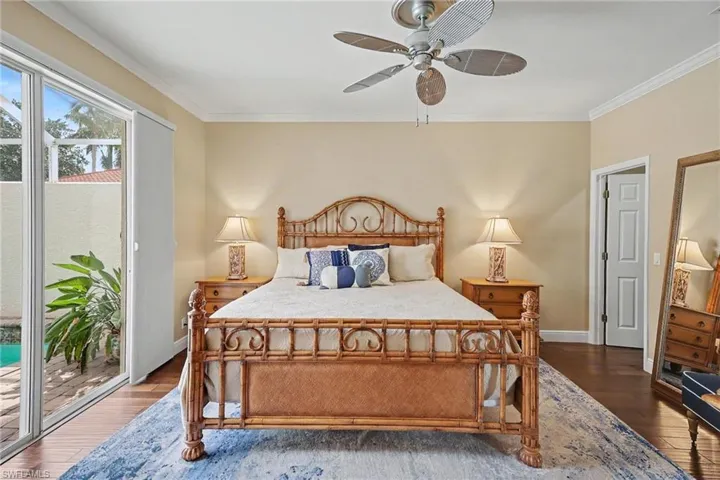 Master Suite opens to the Pool! (King Bed!)