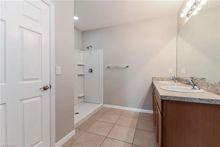 630 SW 23rd  ST, Cape Coral, FL 33991