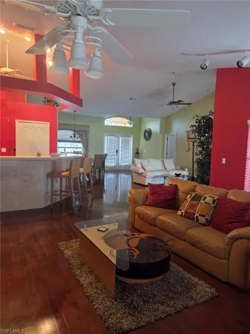 308 Nw 13th Ave, Cape Coral, Florida 33993