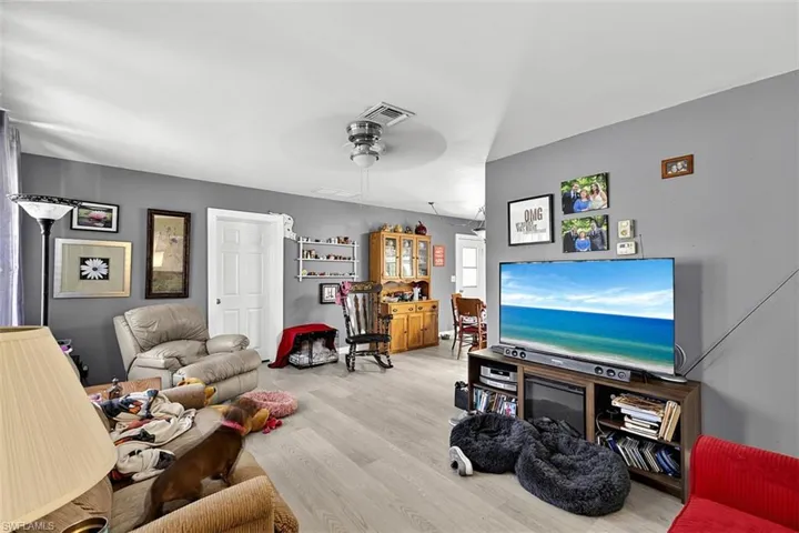 306 Chattanooga Dr, Fort Myers, Florida 33905