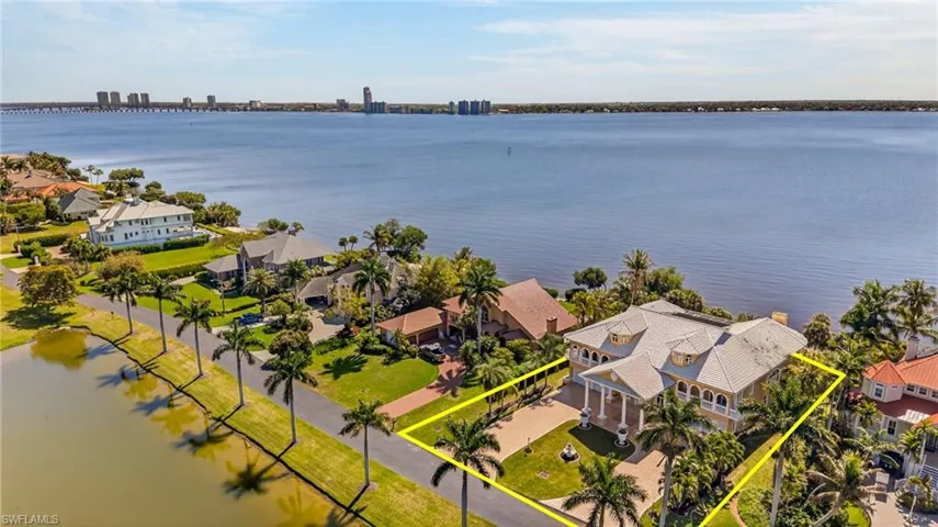 12470 Panasoffkee Dr, North Fort Myers, Florida 33903