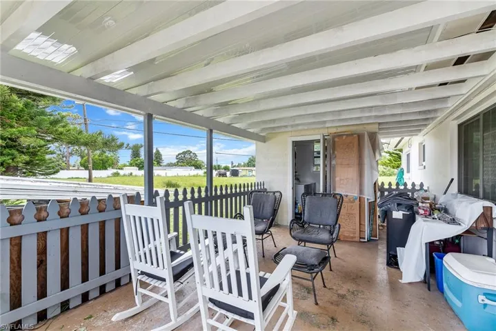 3  Vineyard  ST, Lehigh Acres, FL 33936