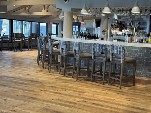 Wheelhouse Grill bar