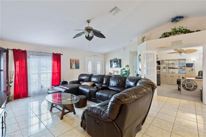 811 Abrams BLVD, LEHIGH ACRES FL 33971