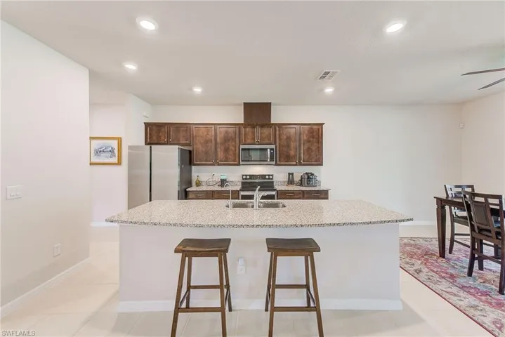 11086 Sundrift Dr, Tampa, Florida 33647