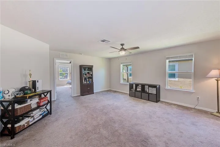 11086 Sundrift Dr, Tampa, Florida 33647