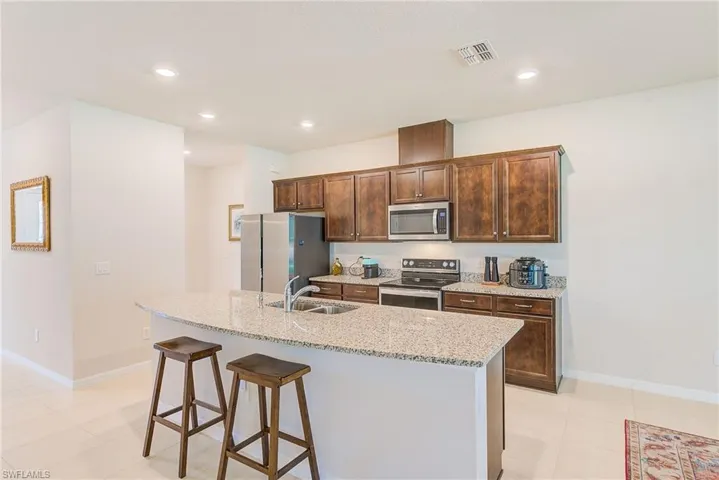 11086 Sundrift Dr, Tampa, Florida 33647
