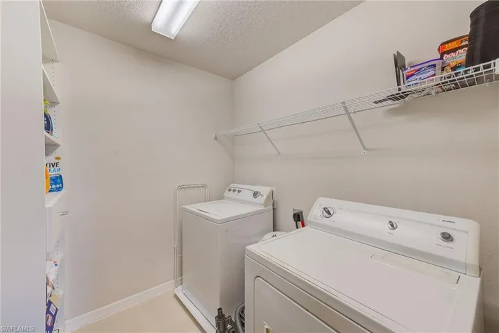 11086 Sundrift Dr, Tampa, Florida 33647