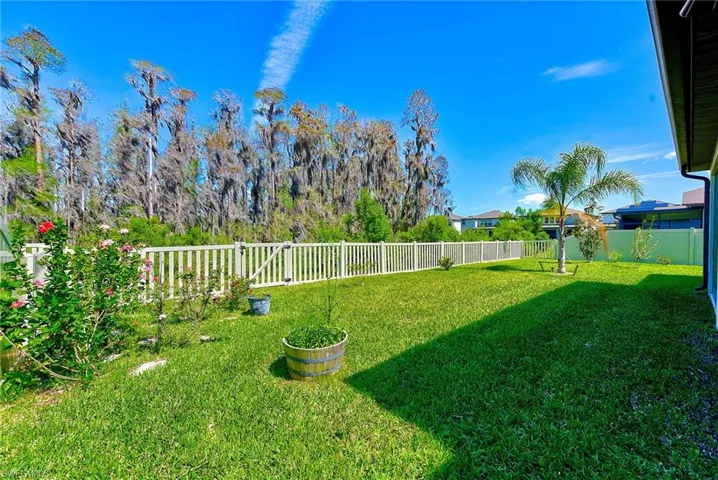 11086 Sundrift Dr, Tampa, Florida 33647