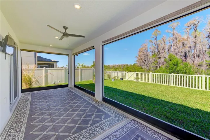 11086 Sundrift Dr, Tampa, Florida 33647