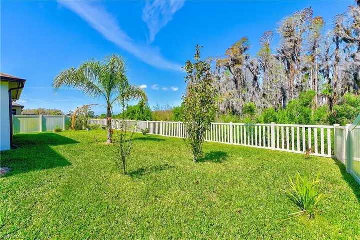 11086 Sundrift Dr, Tampa, Florida 33647