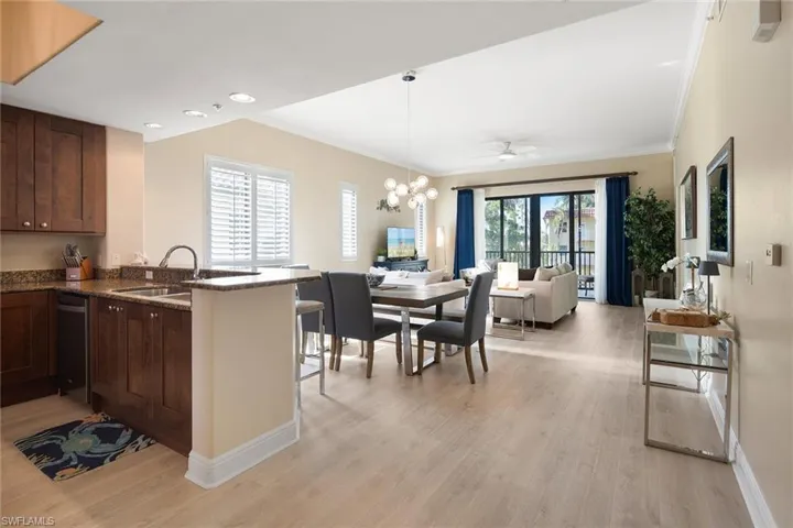 985 Sandpiper St I201, Naples, Florida 34102