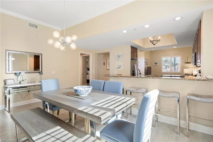 985 Sandpiper St I201, Naples, Florida 34102