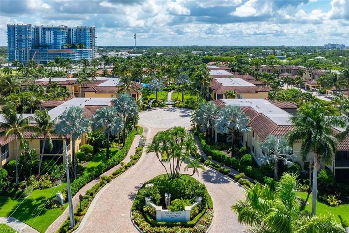 985 Sandpiper St I201, Naples, Florida 34102
