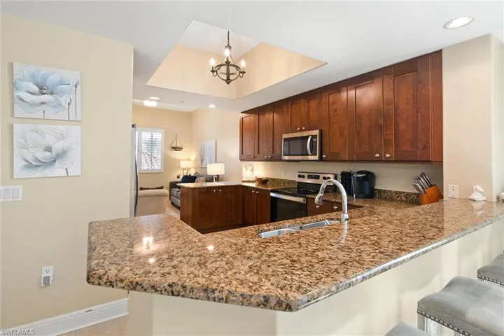 985 Sandpiper St I201, Naples, Florida 34102