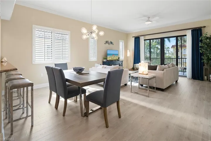 985 Sandpiper St I201, Naples, Florida 34102