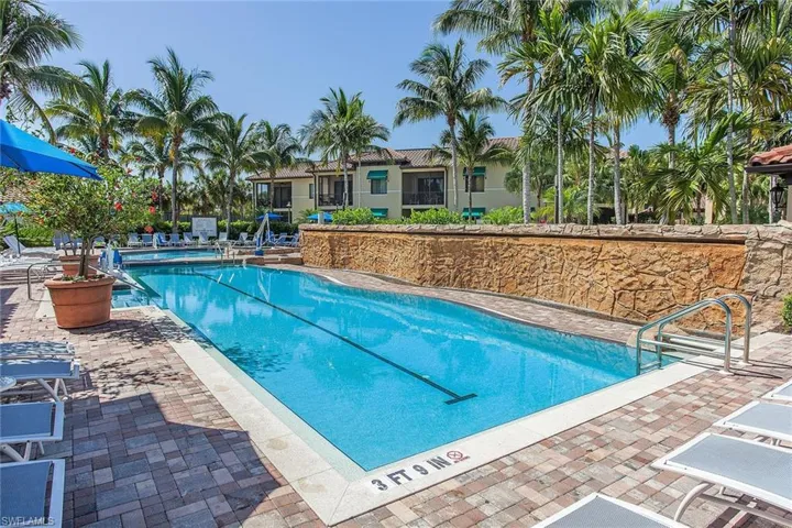985 Sandpiper St I201, Naples, Florida 34102