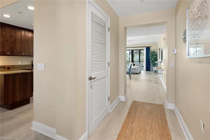 985 Sandpiper St I201, Naples, Florida 34102