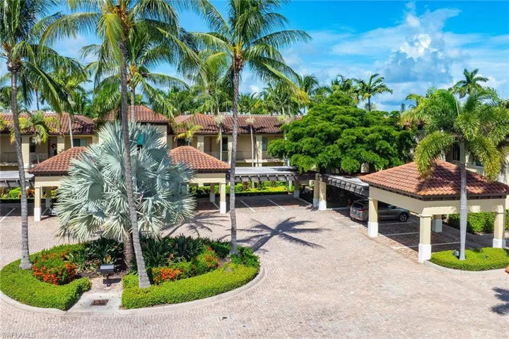 985 Sandpiper St I201, Naples, Florida 34102
