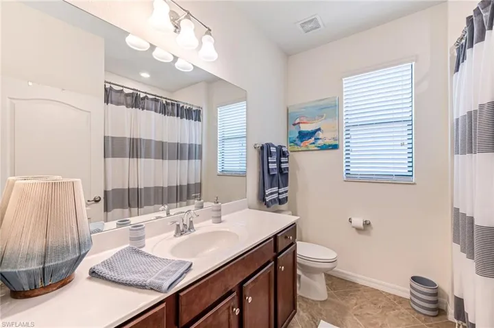 1541  Parnell  CT, Naples, FL 34113