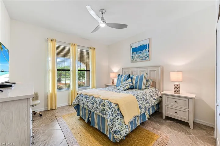 1541  Parnell  CT, Naples, FL 34113