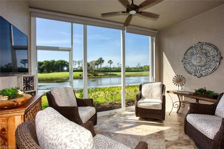 Enclosed lanai