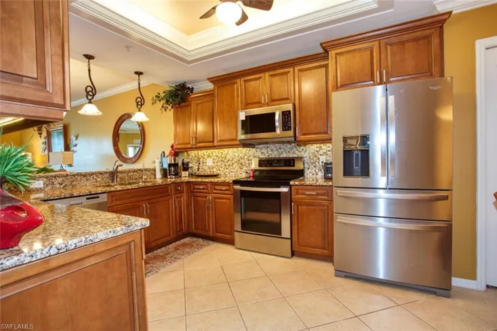 10430  Wine Palm  RD, Fort Myers, FL 33966