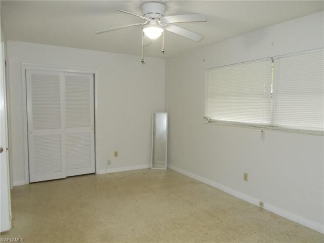137 W Lake DR, LEHIGH ACRES FL 33936