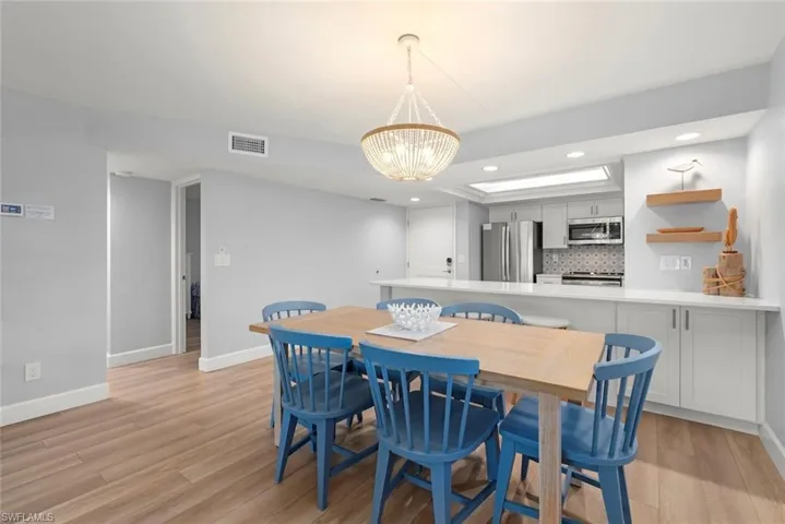 1919 Olde Middle Gulf Dr 401, Sanibel, Florida 33957