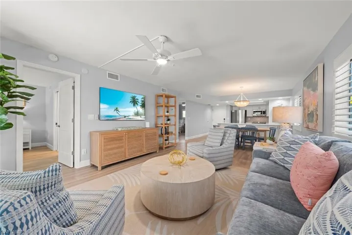 1919 Olde Middle Gulf Dr 401, Sanibel, Florida 33957
