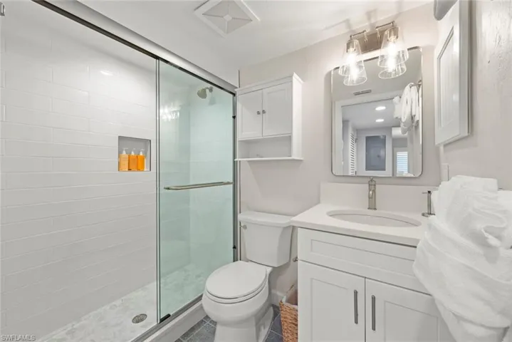 1919 Olde Middle Gulf Dr 401, Sanibel, Florida 33957