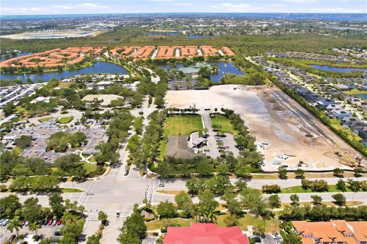 Hollyfern Ct, Fort Myers, Florida 33908