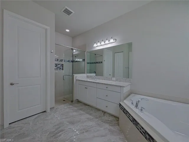 4129  Amelia  WAY, Naples, FL 34119