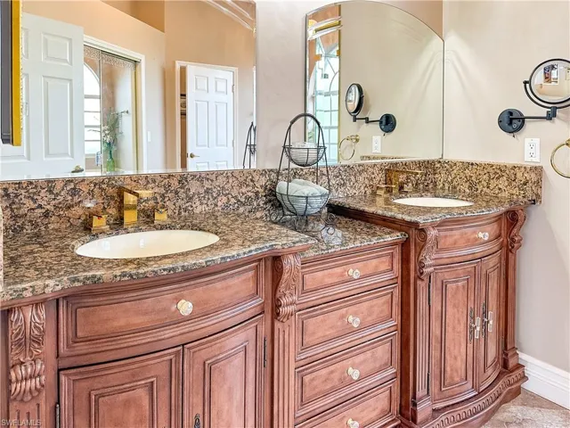 605 Grand Rapids Blvd, Naples, Florida 34120