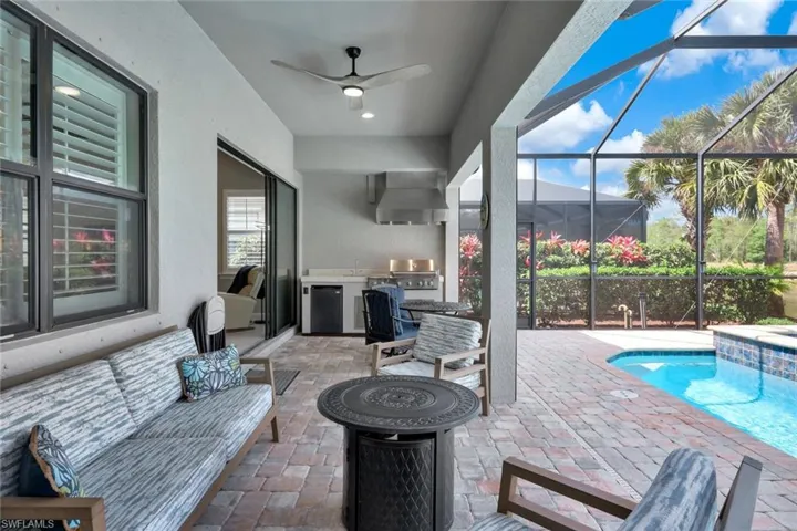 View of lanai with an outdoor living space