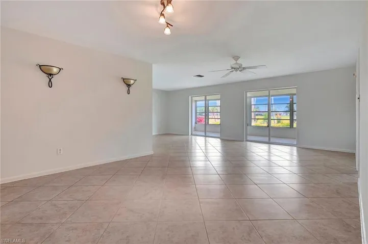 Living/Dining Area
