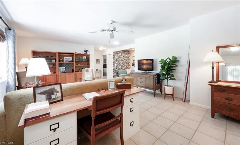 171  2nd NE ST, Naples, FL 34120