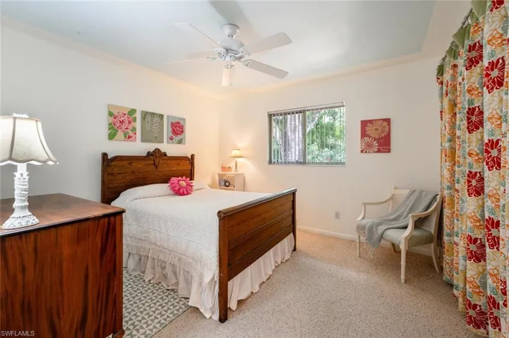 171  2nd NE ST, Naples, FL 34120