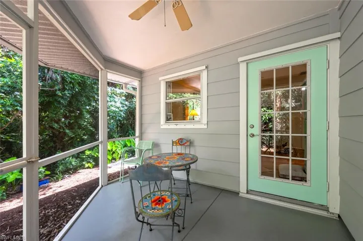171  2nd NE ST, Naples, FL 34120