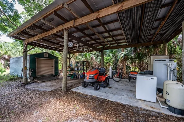 171  2nd NE ST, Naples, FL 34120