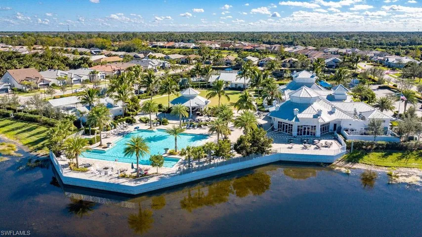 9774 Everglades Dr, Naples, Florida 34120