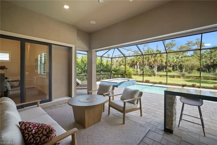 9774 Everglades Dr, Naples, Florida 34120