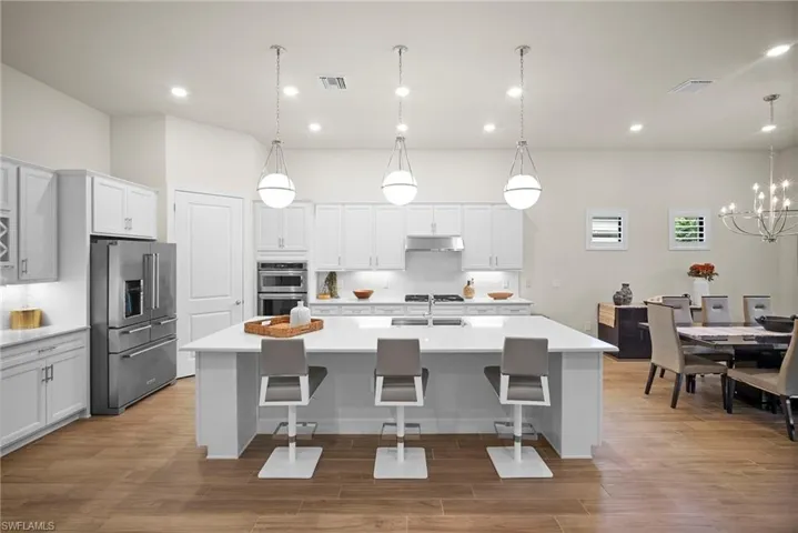 9774 Everglades Dr, Naples, Florida 34120