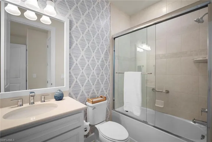9774 Everglades Dr, Naples, Florida 34120