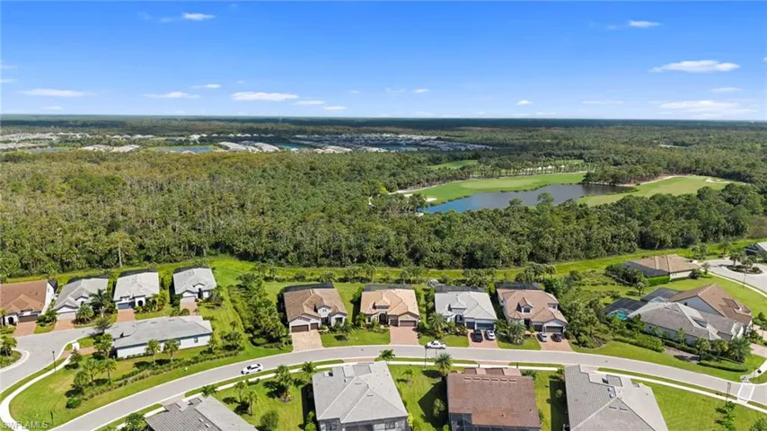 9774 Everglades Dr, Naples, Florida 34120