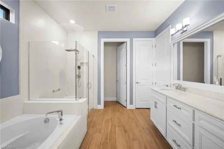 9774 Everglades Dr, Naples, Florida 34120