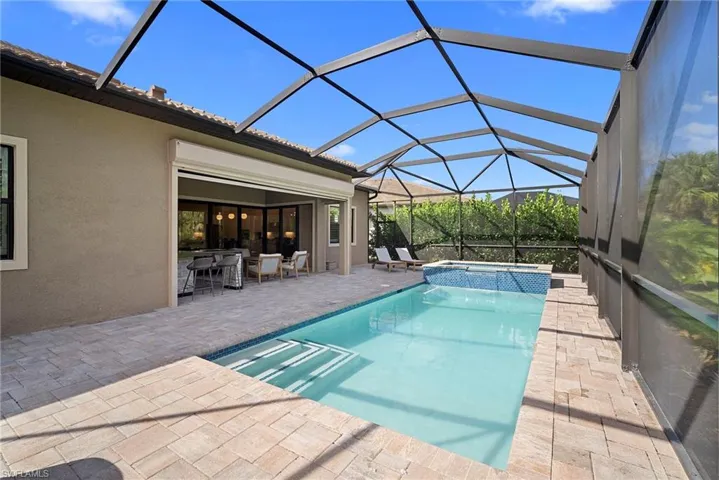 9774 Everglades Dr, Naples, Florida 34120