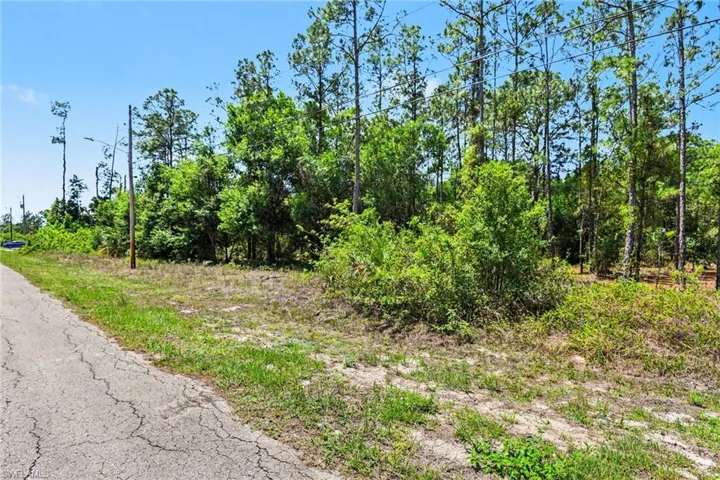 711 Wellington Ave Lehigh Acres FL